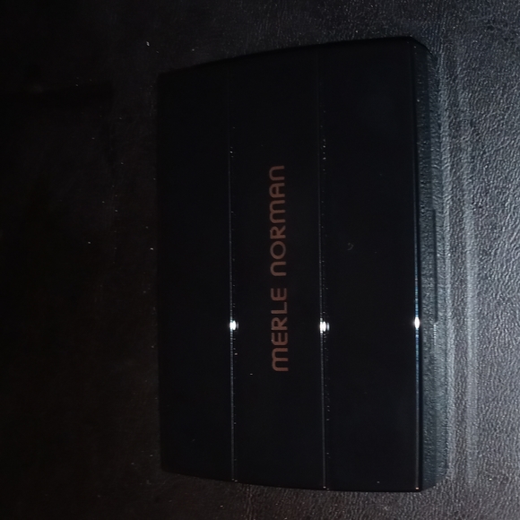 Cheek powder. - Picture 3 of 4